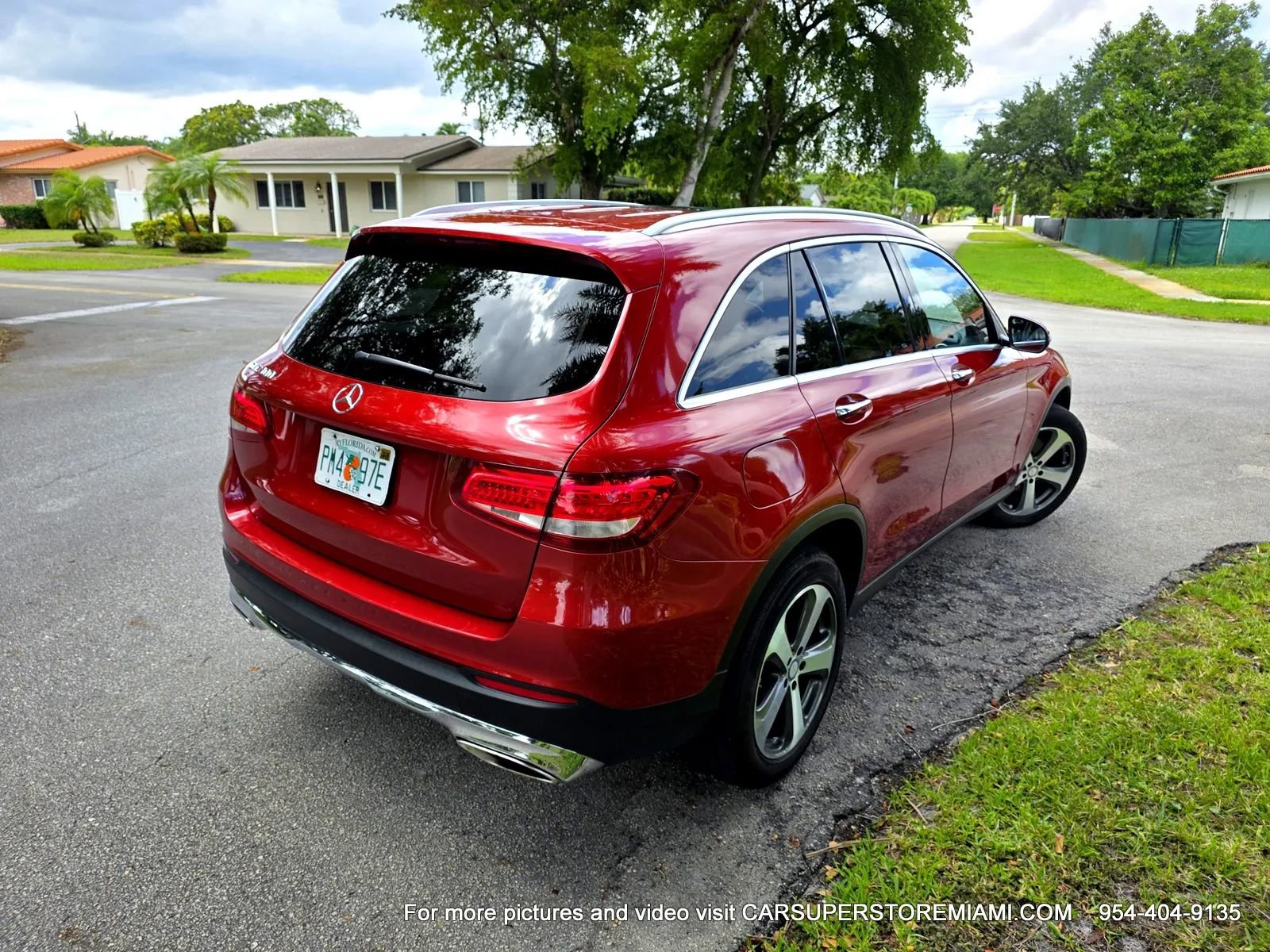 Used 2016 Mercedes-Benz GLC 300 w/ Multimedia Package image 12