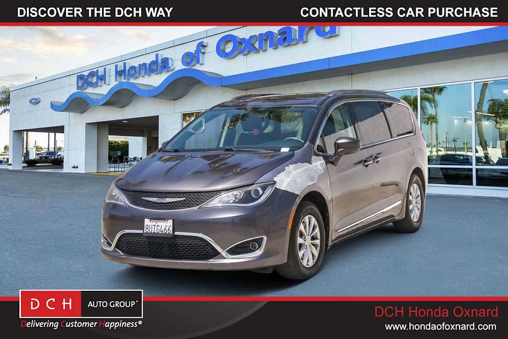 Used 2019 Chrysler Pacifica Touring-L