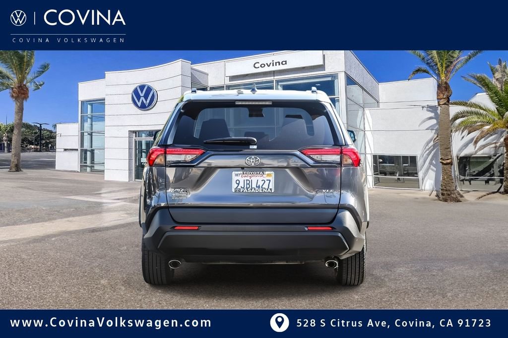 Used 2021 Toyota RAV4 XLE image 6