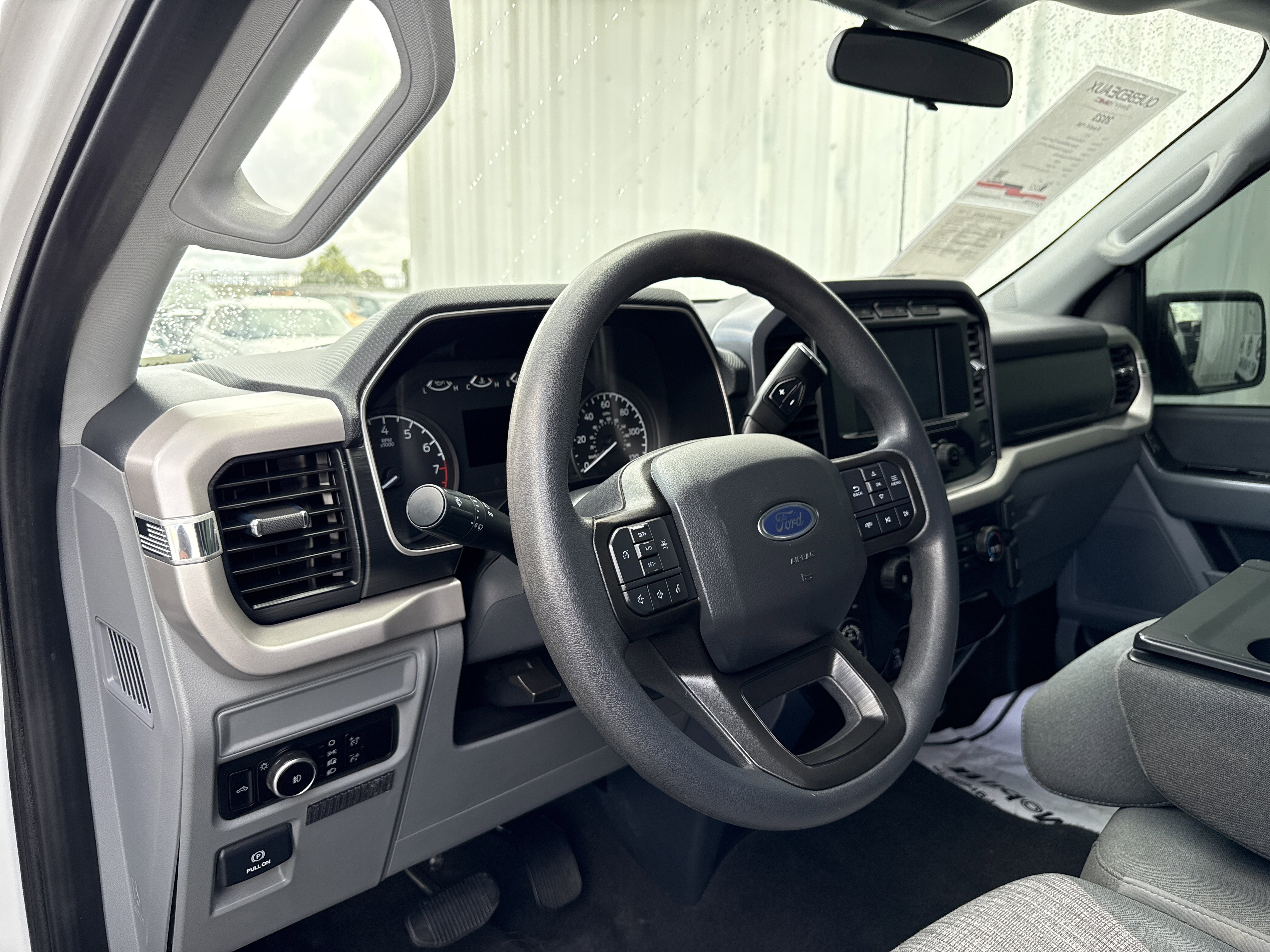 Used 2023 Ford F150 XLT w/ Trailer Tow Package image 15