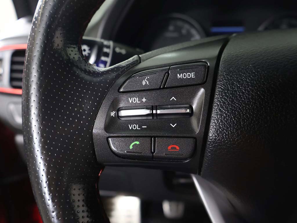 Used 2018 Hyundai Elantra GT Sport image 38