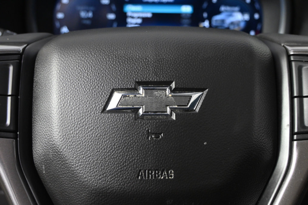 Used 2023 Chevrolet Suburban RST w/ Luxury Package AWD/4WD image 36