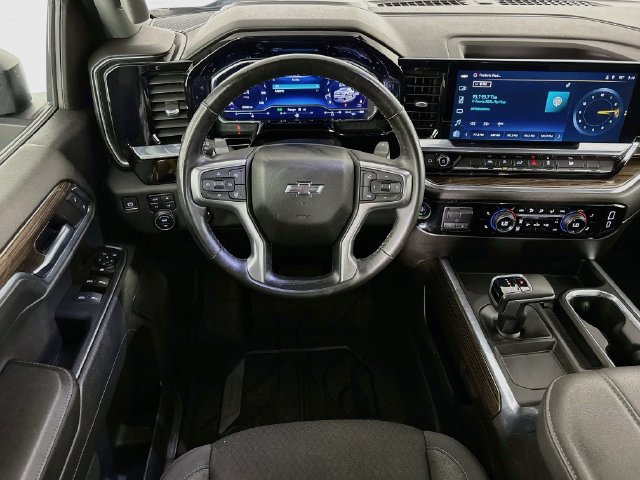 Used 2024 Chevrolet Silverado 1500 RST w/ Max Trailering Package AWD/4WD image 14