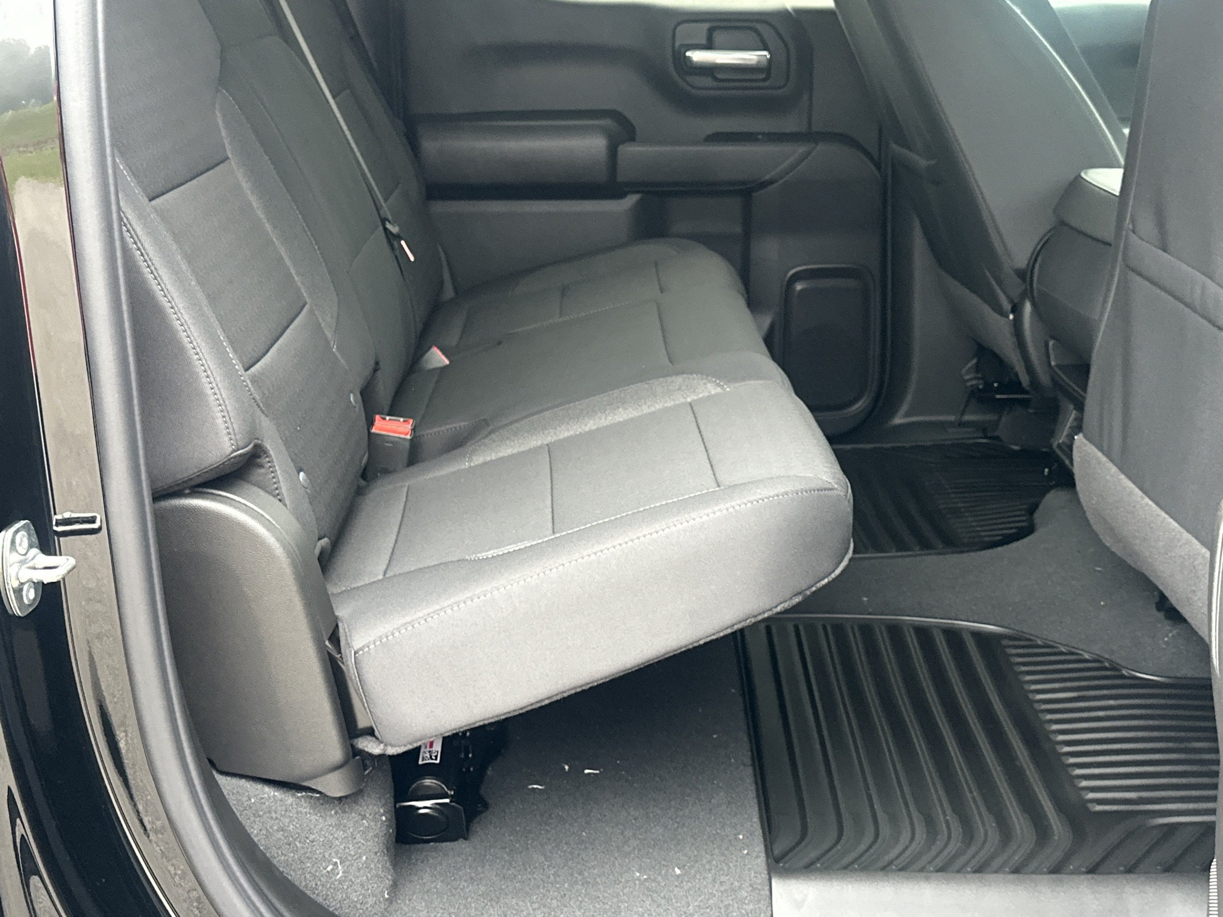 New 2026 Chevrolet Silverado 1500 Custom Trail Boss w/ LPO, Dark Essentials Package AWD/4WD image 15