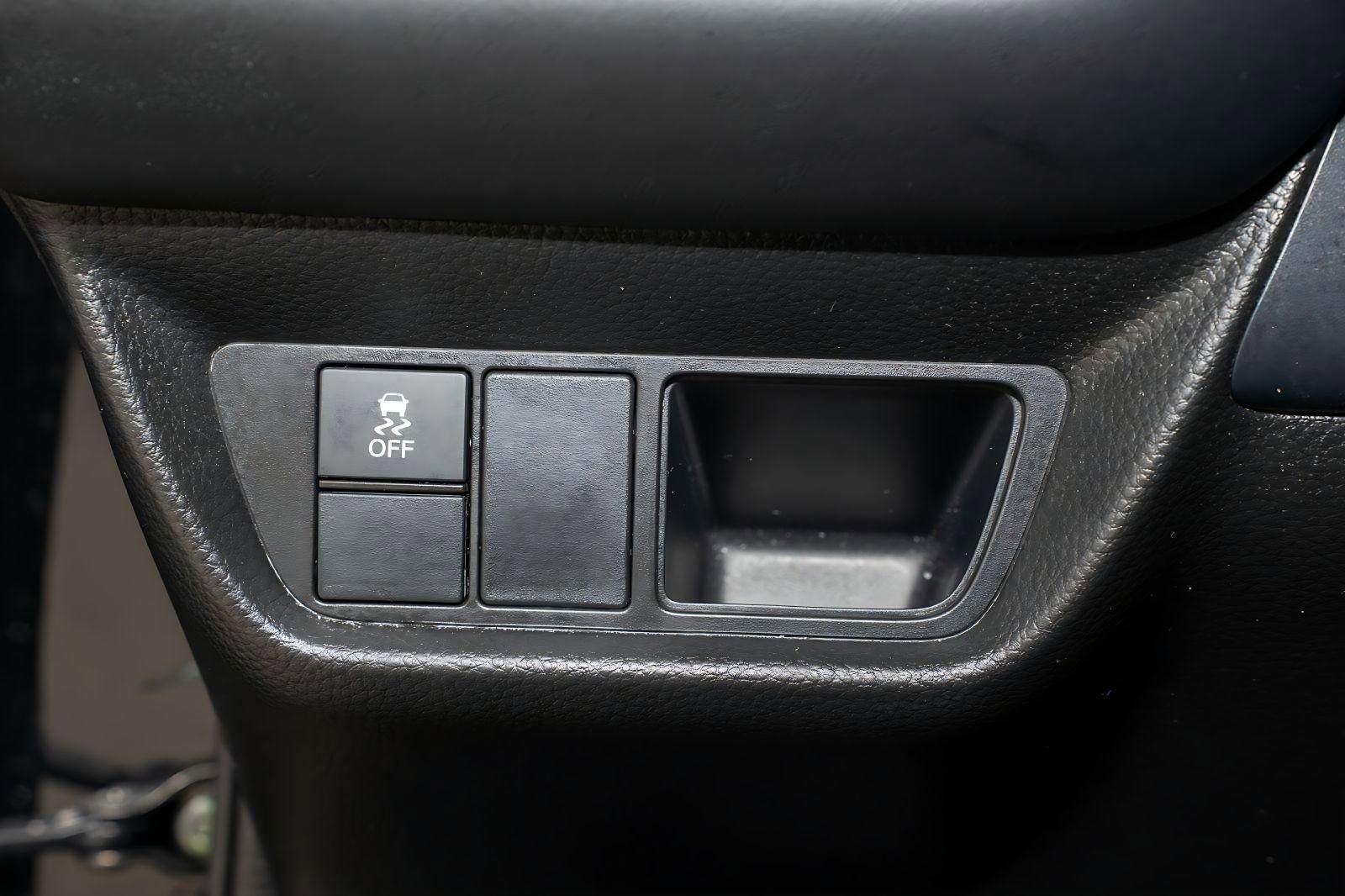 Certified 2024 Honda HR-V LX image 30
