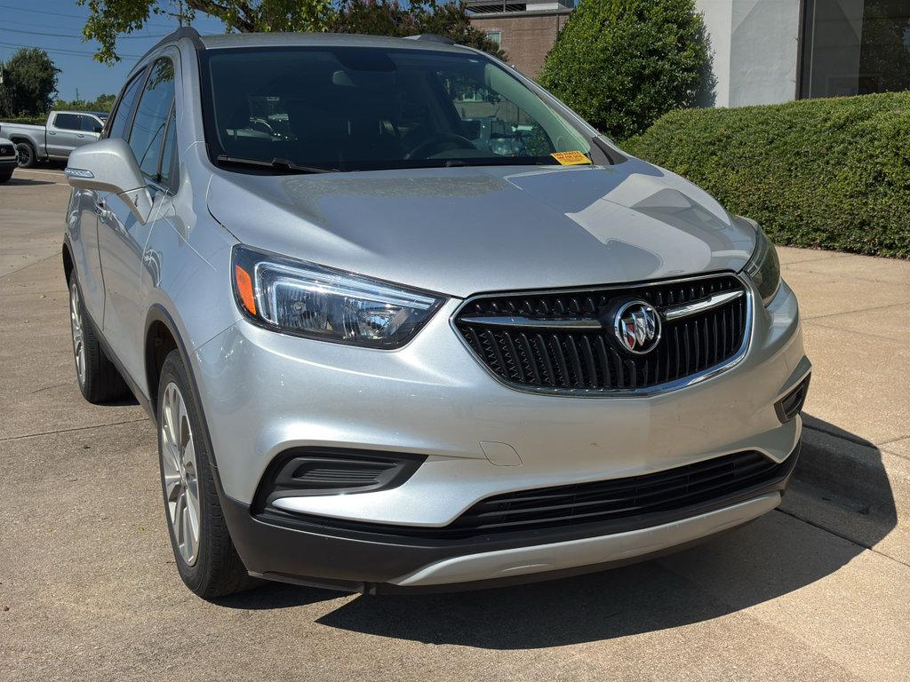 Used 2017 Buick Encore Preferred FWD image 1