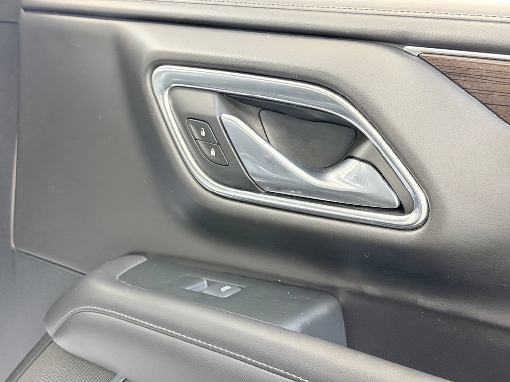 Used 2021 GMC Yukon SLE AWD/4WD image 38