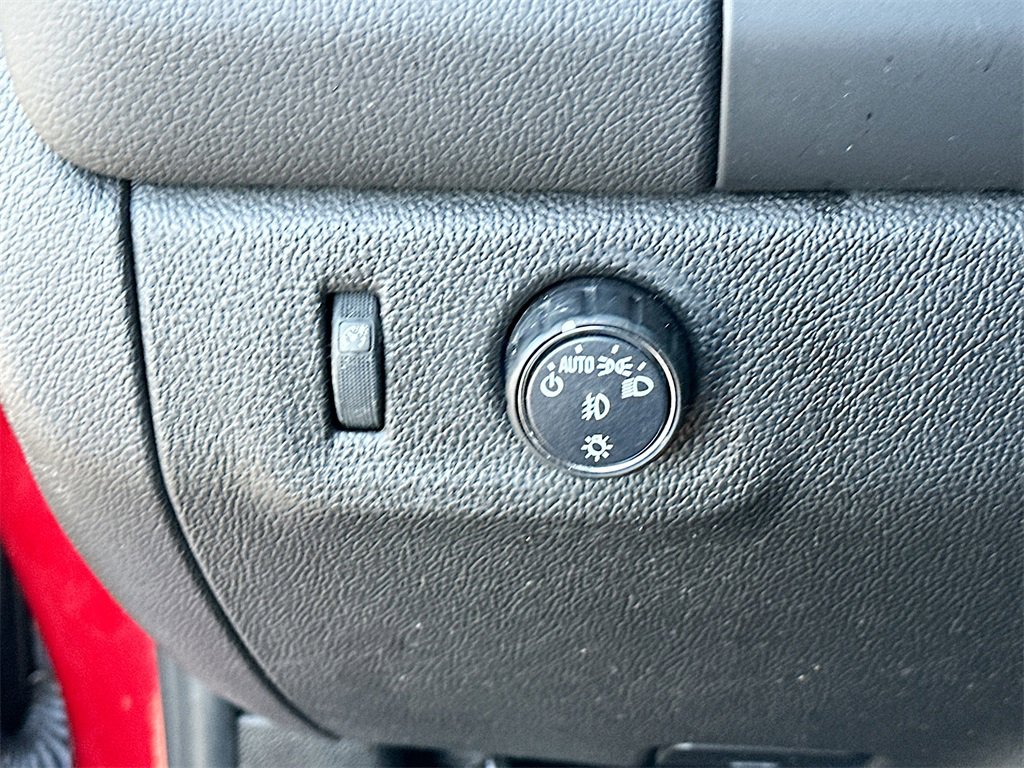 Used 2021 Chevrolet Colorado LT w/ LT Convenience Package image 10