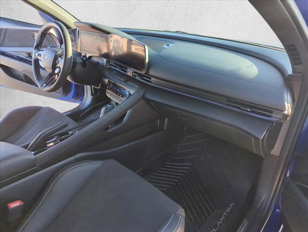 Used 2025 Hyundai Elantra N image 27