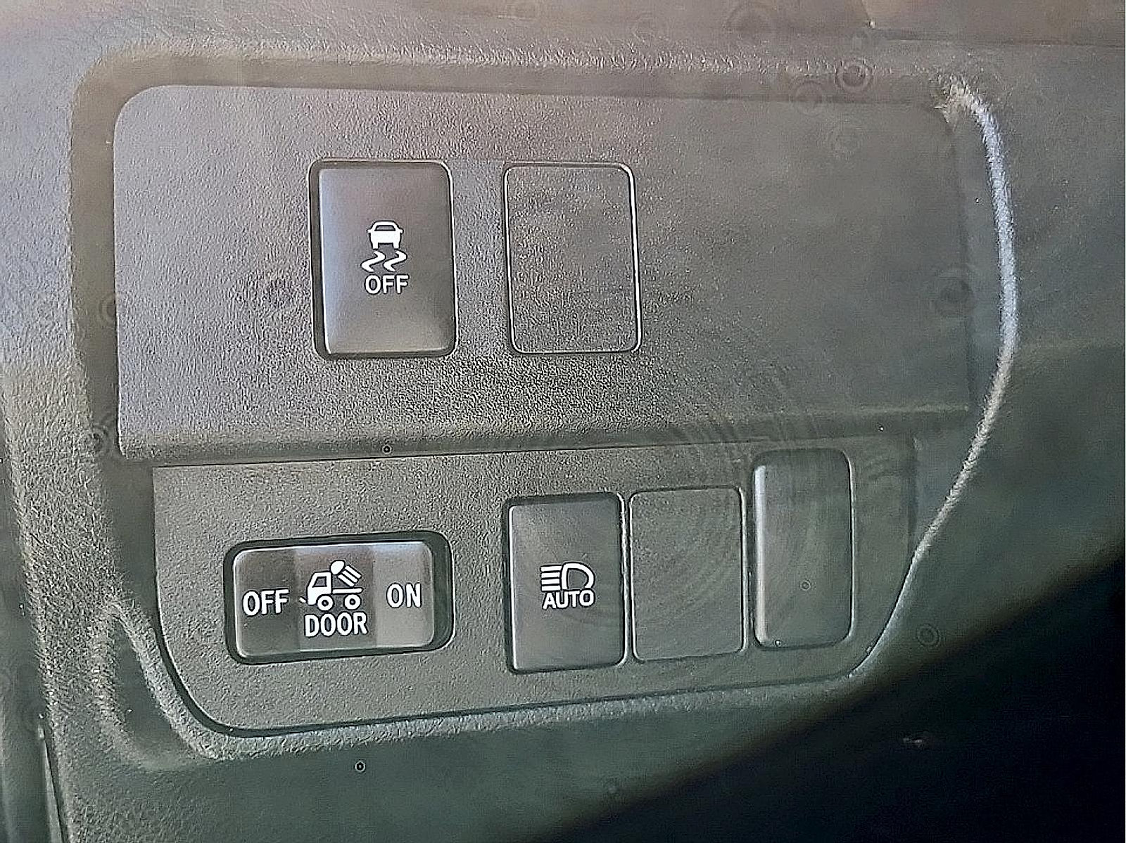 Used 2021 Toyota Tacoma SR5 AWD/4WD image 21