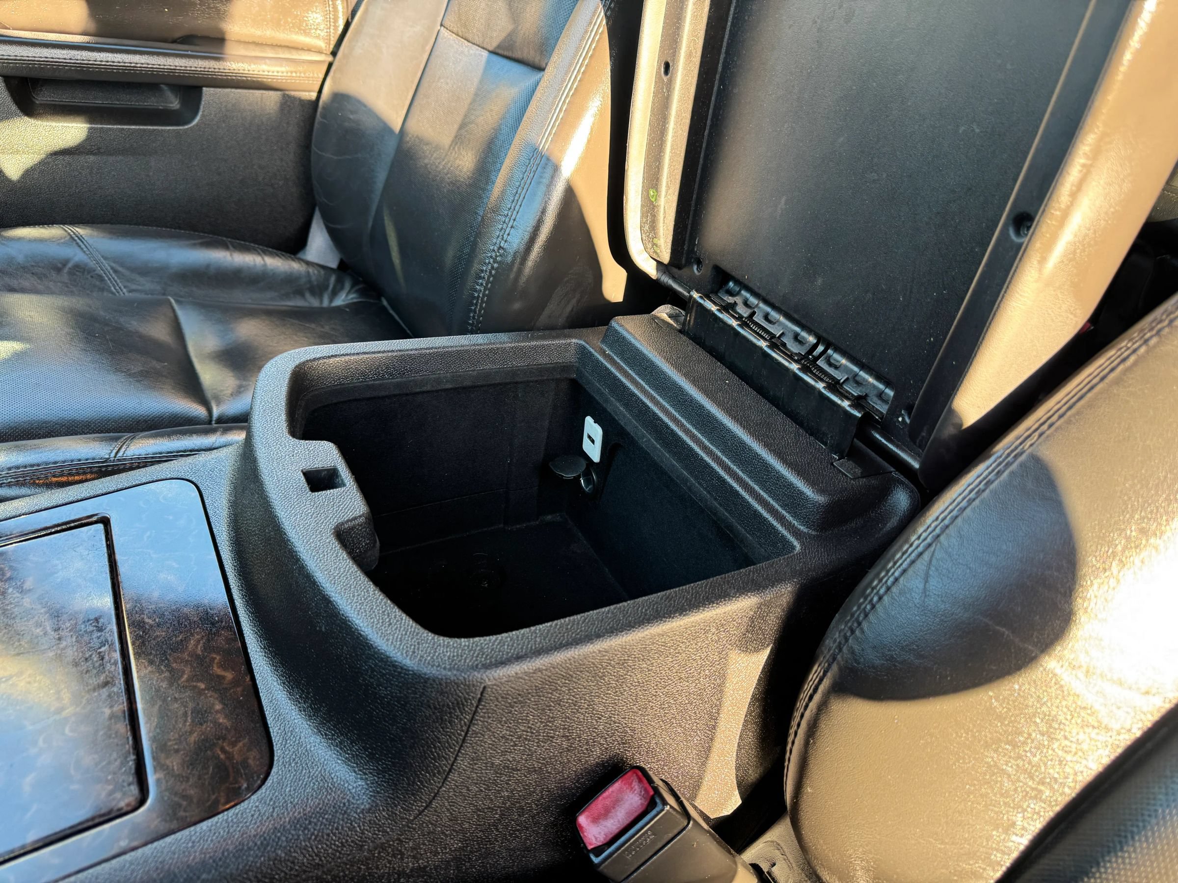 Used 2011 GMC Sierra 3500 Denali AWD/4WD image 21