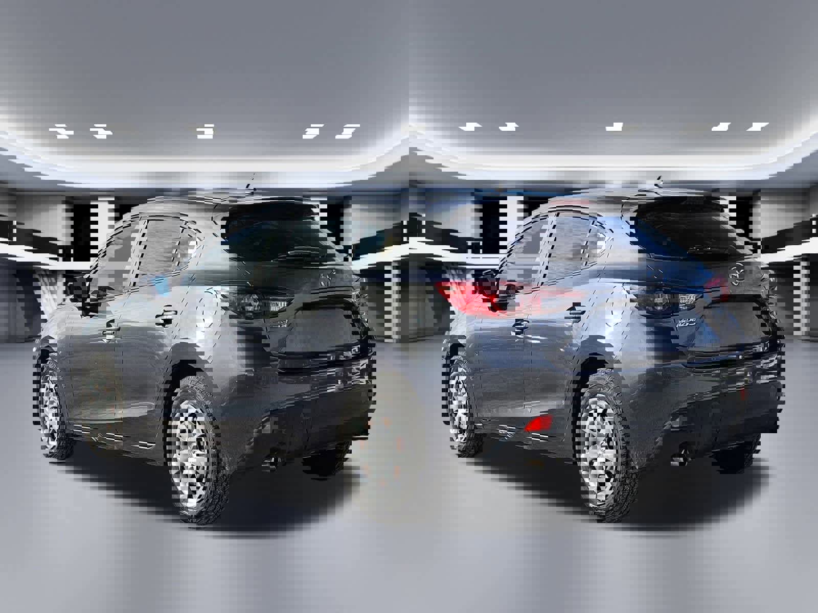 Used 2014 MAZDA MAZDA3 i Sport image 3