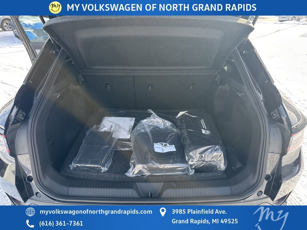 New 2025 Volkswagen ID.4 Pro image 27