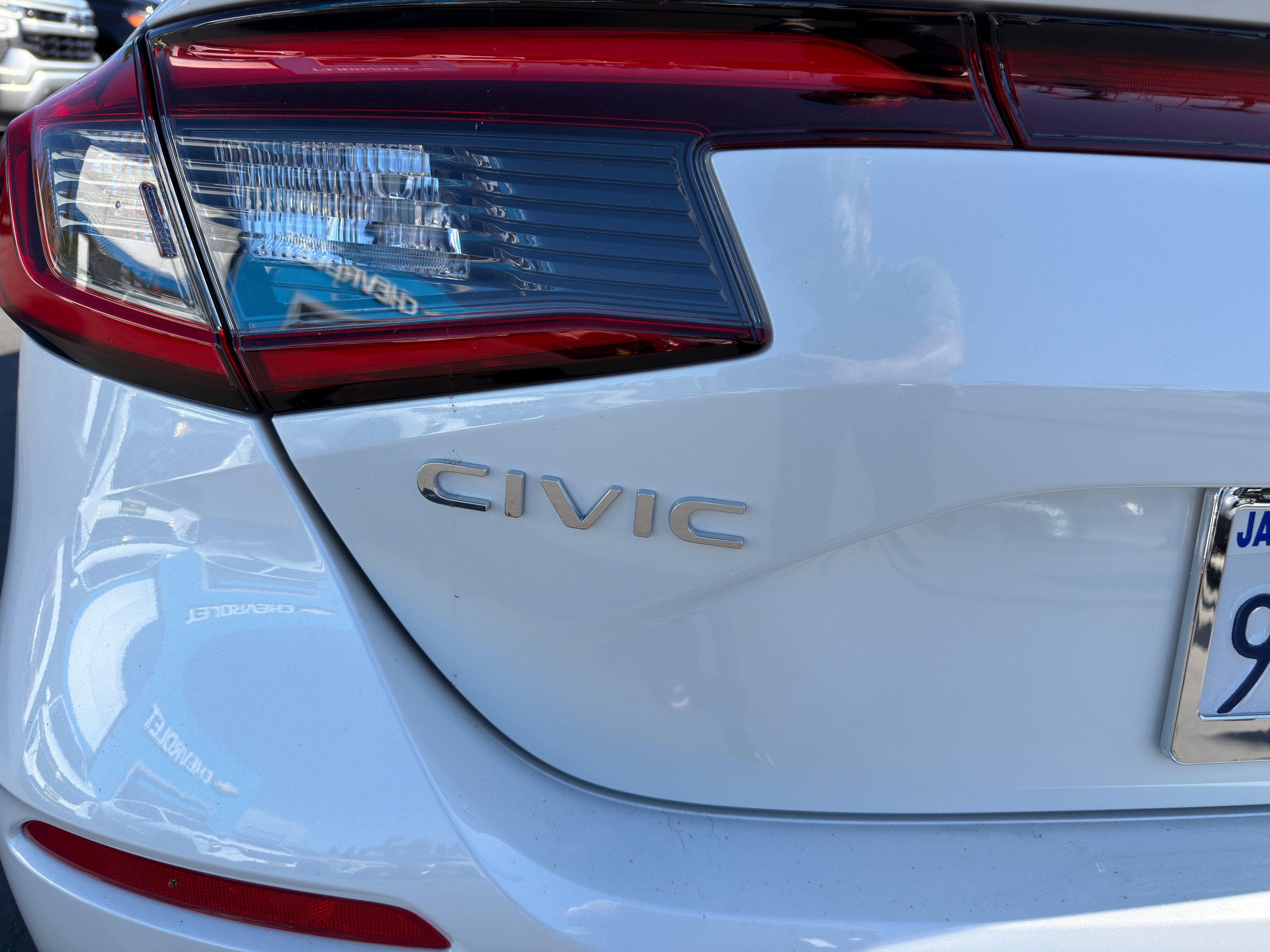 Used 2024 Honda Civic EX-L image 31