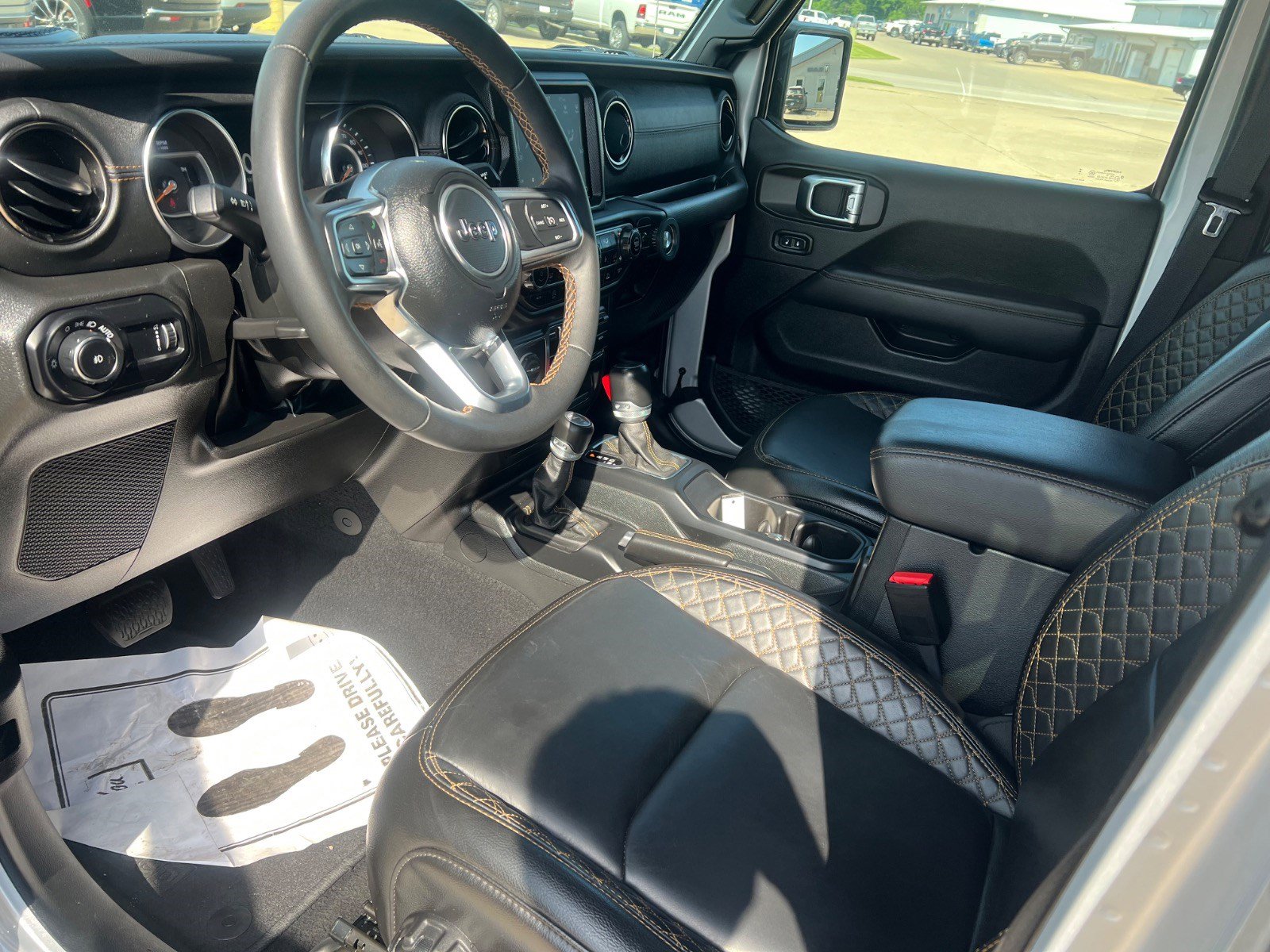 Used 2023 Jeep Wrangler Altitude image 20