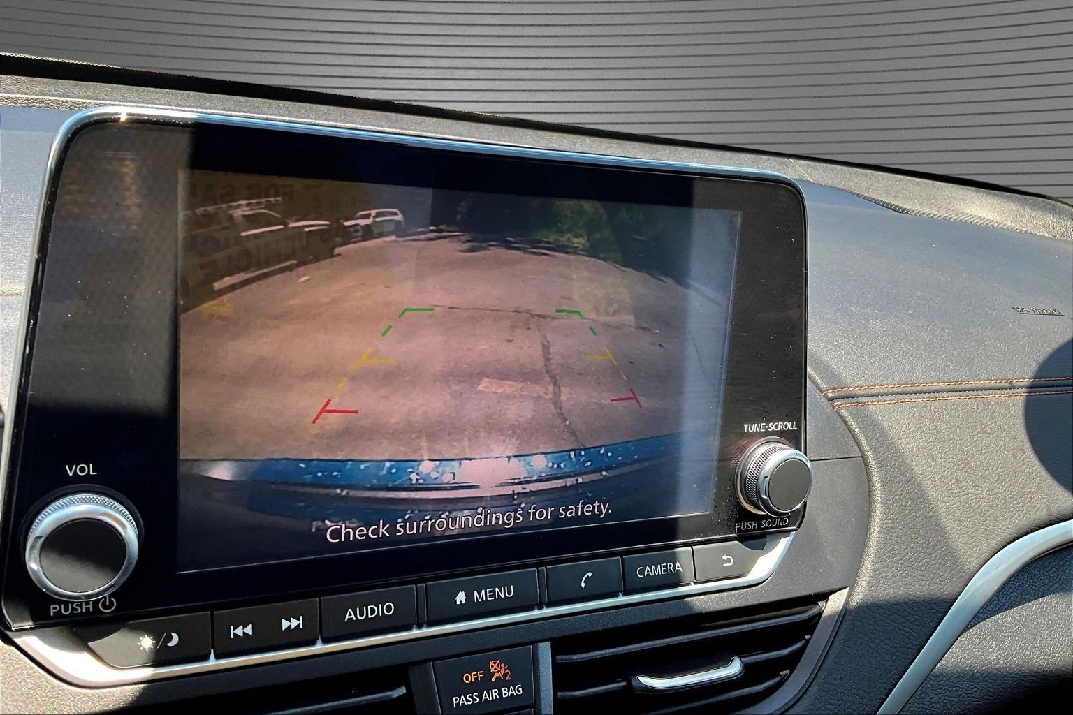 Used 2021 Nissan Altima 2.5 SR w/ SR Premium Package FWD image 9