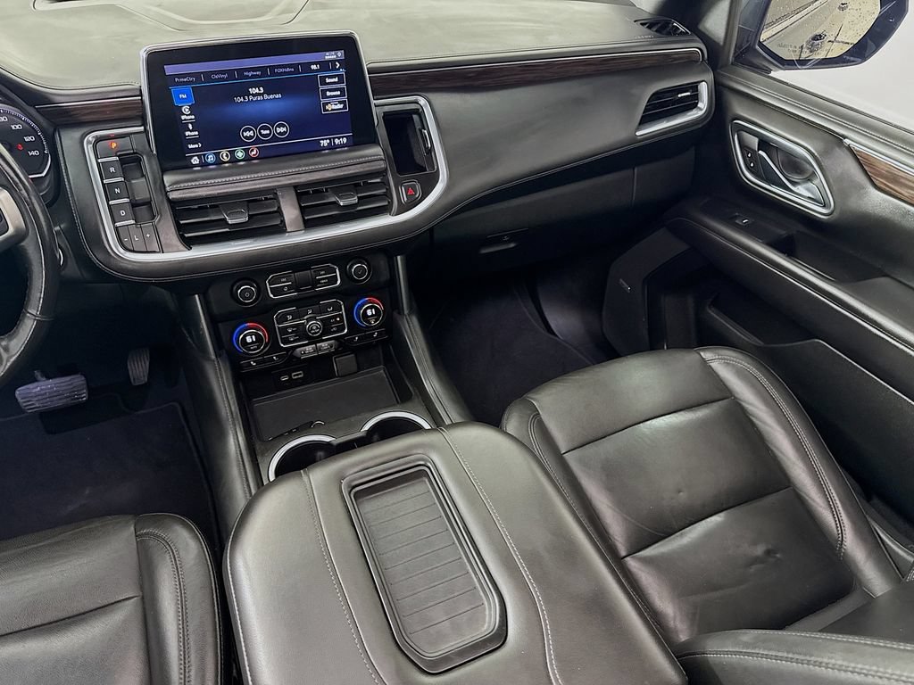 Used 2021 Chevrolet Tahoe LT w/ LT Signature Package RWD image 29