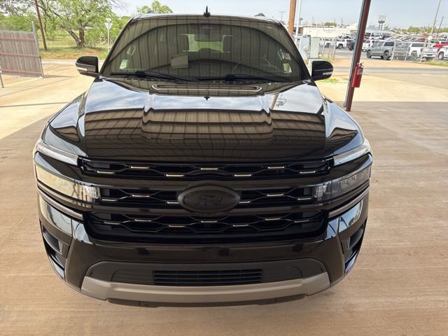 Used 2023 Ford Expedition Max Limited RWD image 2
