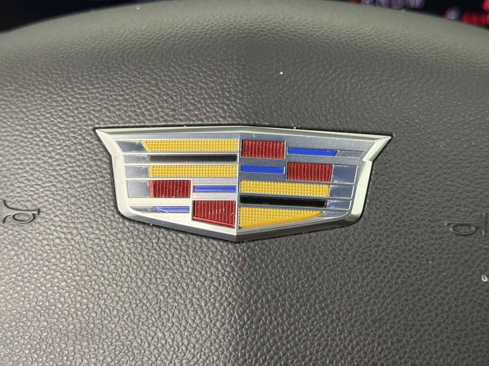 Used 2024 Cadillac XT4 Premium Luxury image 23