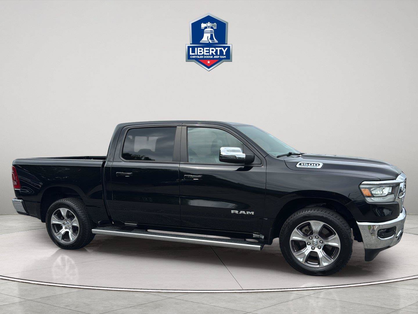 Used 2023 RAM 1500 Laramie AWD/4WD image 14
