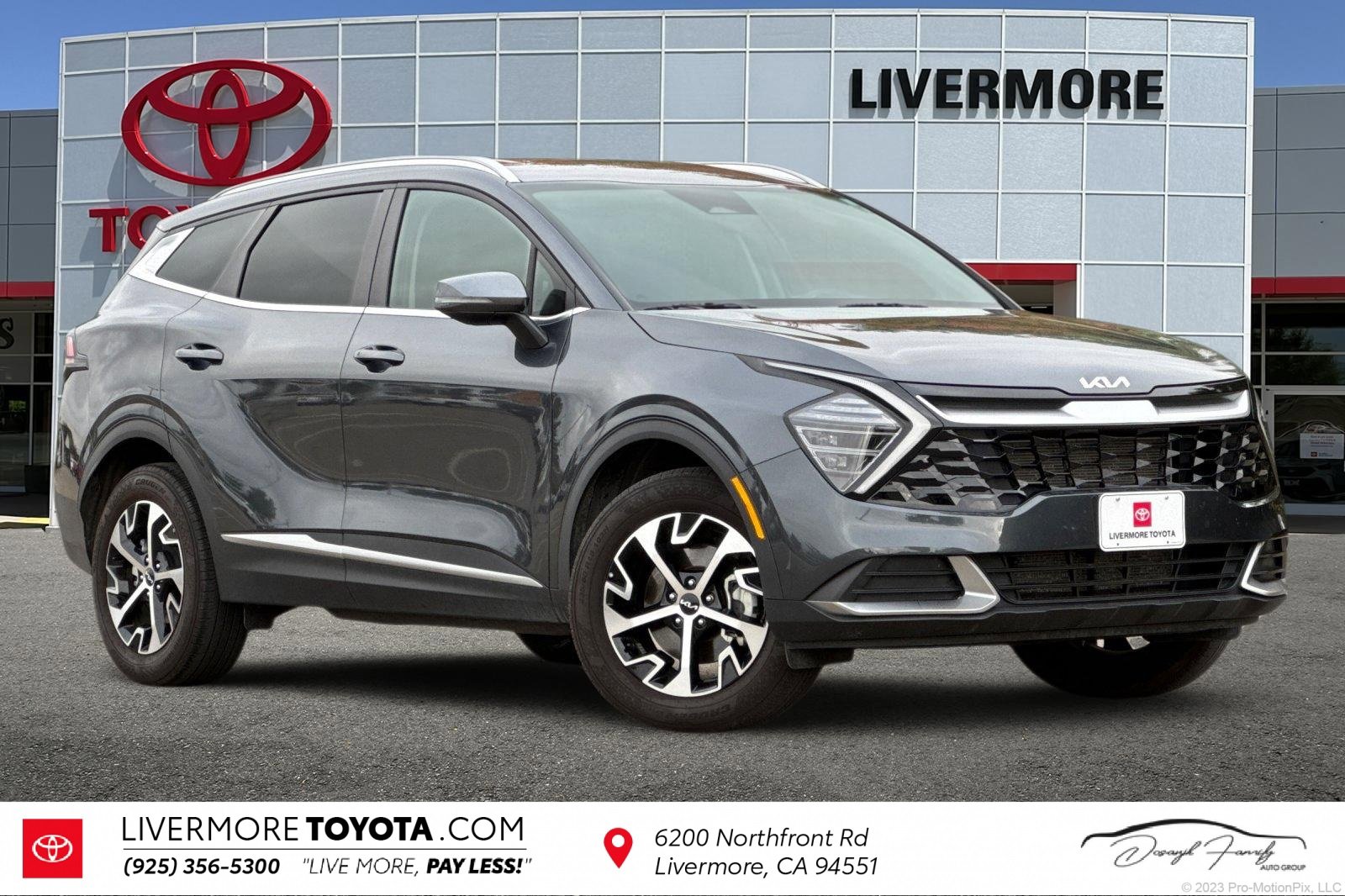 Used 2024 Kia Sportage EX