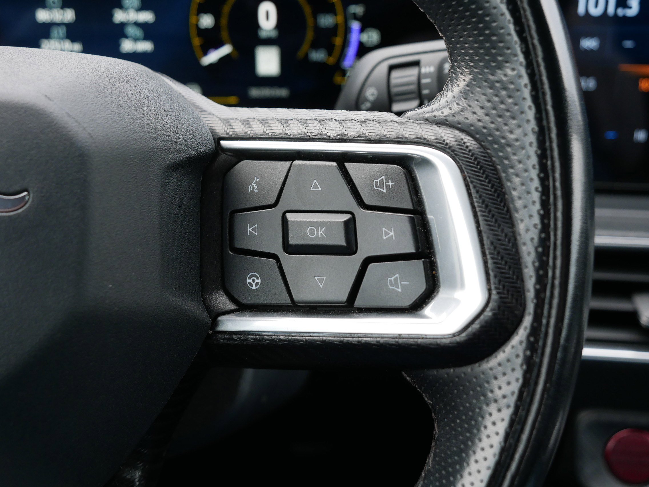 Used 2024 Ford Mustang Premium RWD image 30