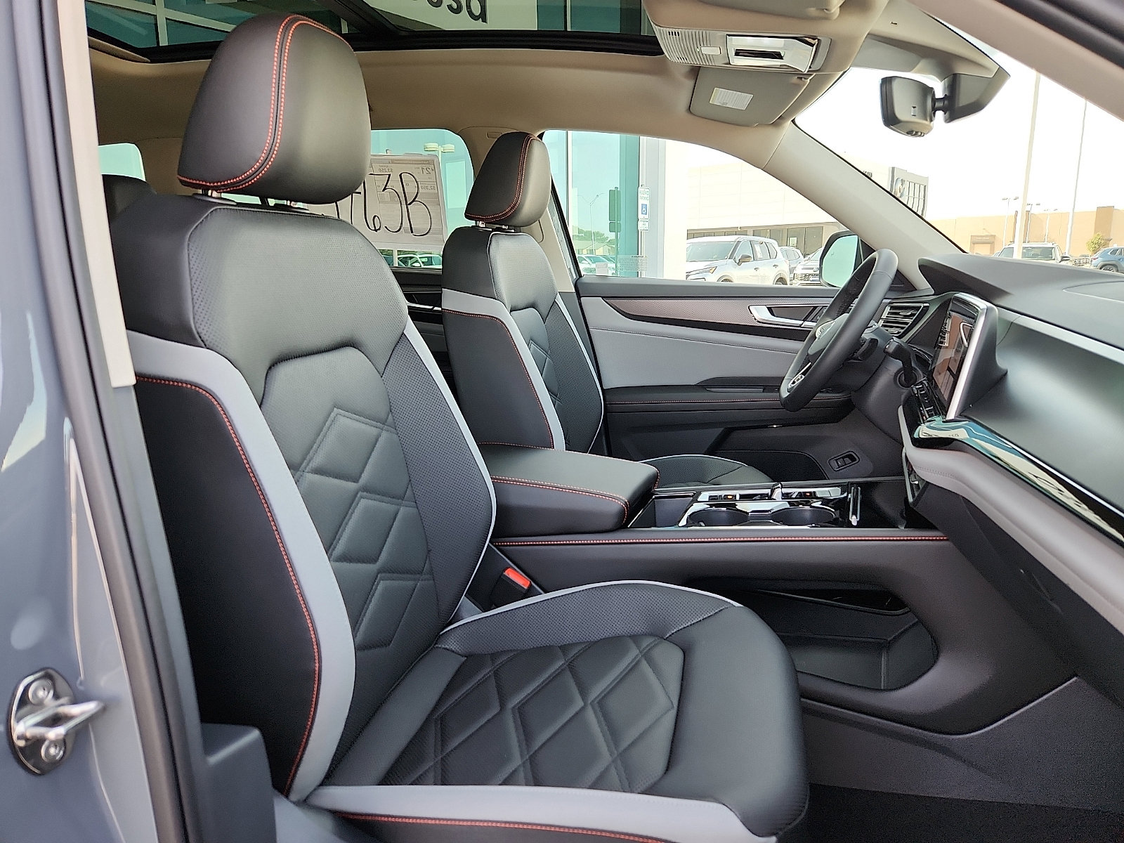 New 2026 Volkswagen Atlas Peak Edition image 15