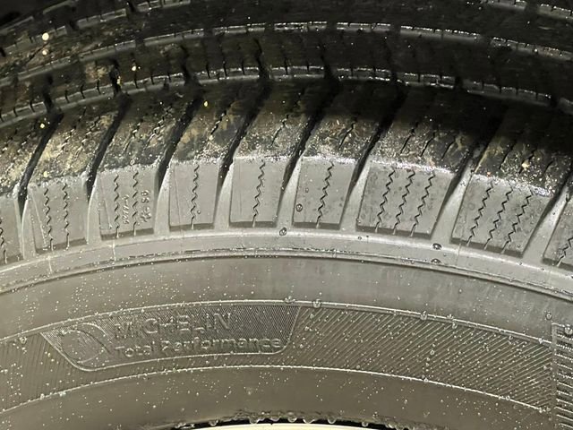 Used 2018 Ford F150 XLT w/ Equipment Group 302A Luxury image 11