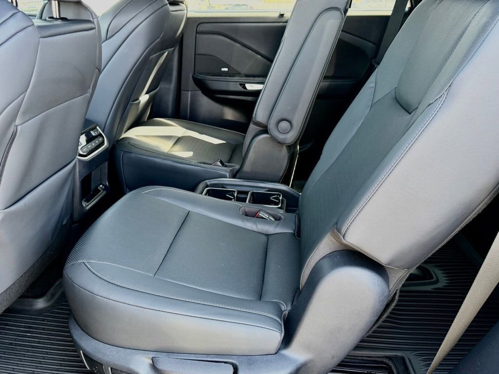 Used 2025 Lexus TX 350 AWD w/ Technology Package image 33