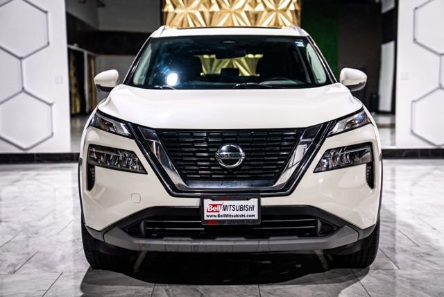 Used 2021 Nissan Rogue SV w/ Premium Package image 4