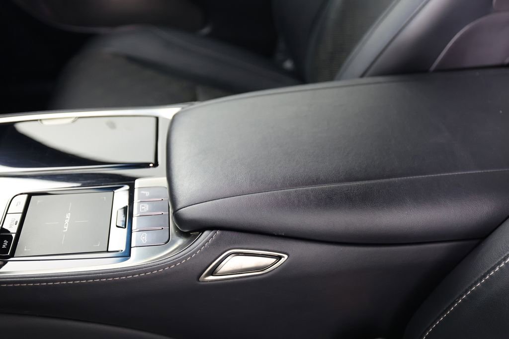 Used 2018 Lexus LS 500 F Sport w/ Performance Package image 39