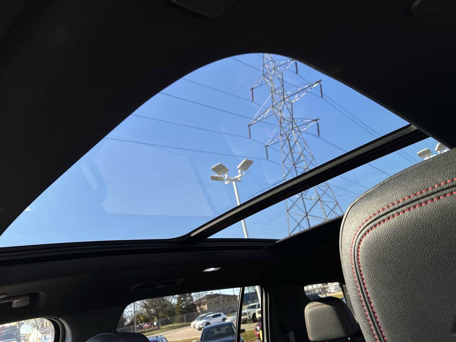 Certified 2025 Chevrolet Traverse RS image 19