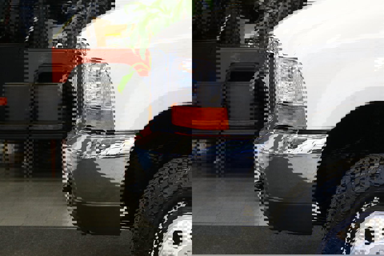 Used 2000 Ford F350 XLT image 46