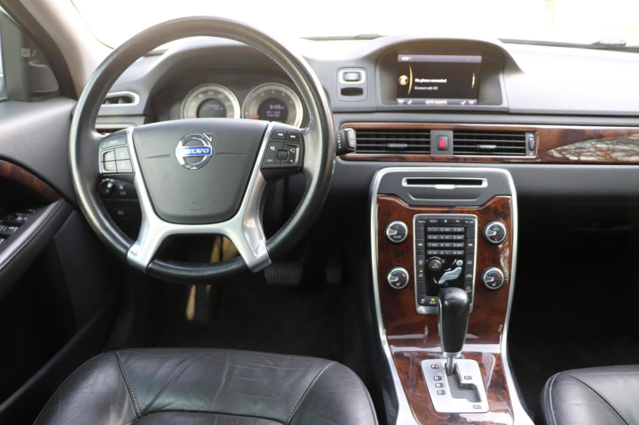 Used 2012 Volvo XC70 T6 image 28