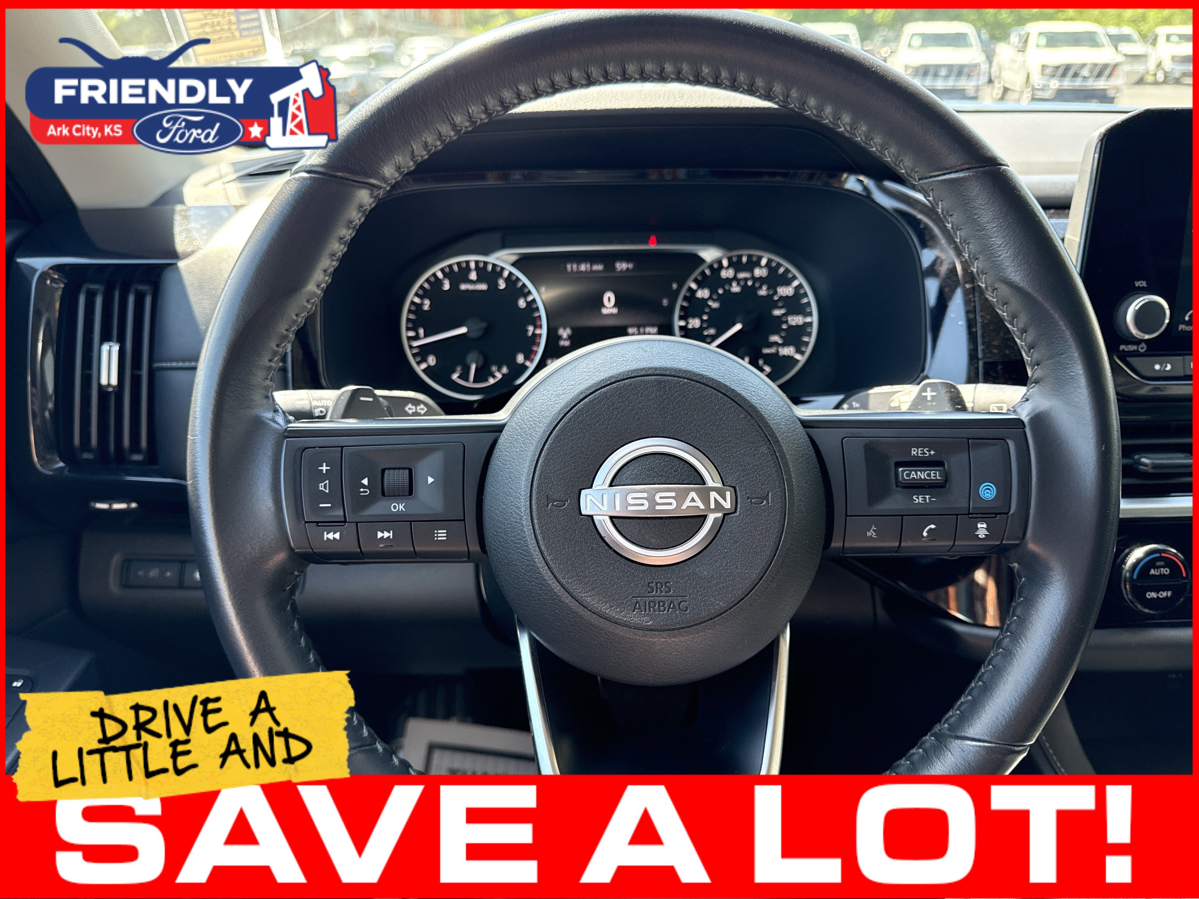 Used 2024 Nissan Pathfinder SV FWD image 13