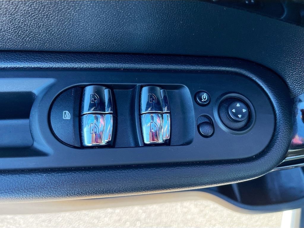 Used 2024 MINI Cooper Countryman S FWD image 18