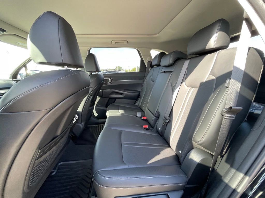 New 2026 Kia Sorento S w/ S Panoramic Sunroof Package image 27