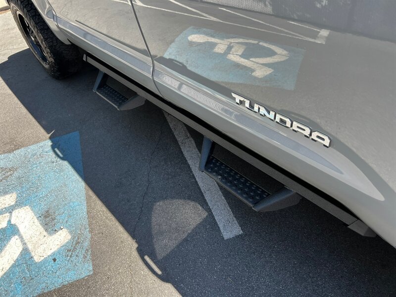 Used 2019 Toyota Tundra SR5 AWD/4WD image 10