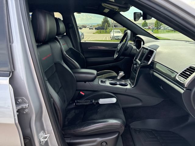 Used 2017 Jeep Grand Cherokee Trailhawk AWD/4WD image 23