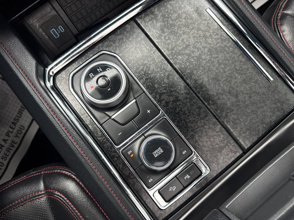 Used 2024 Ford Expedition Limited AWD/4WD image 44