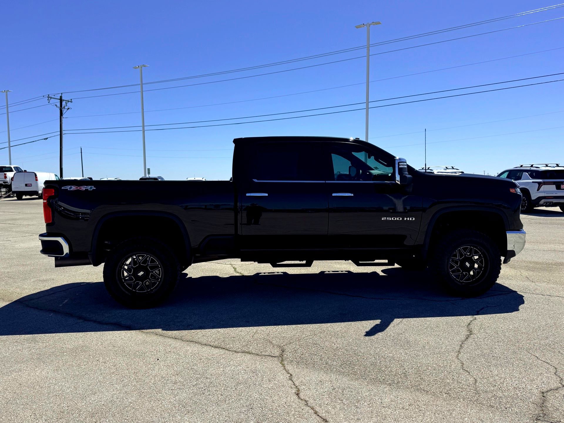 Used 2024 Chevrolet Silverado 2500 LTZ image 6