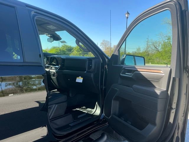 New 2026 Chevrolet Silverado 1500 RST w/ RST Select Package AWD/4WD image 18