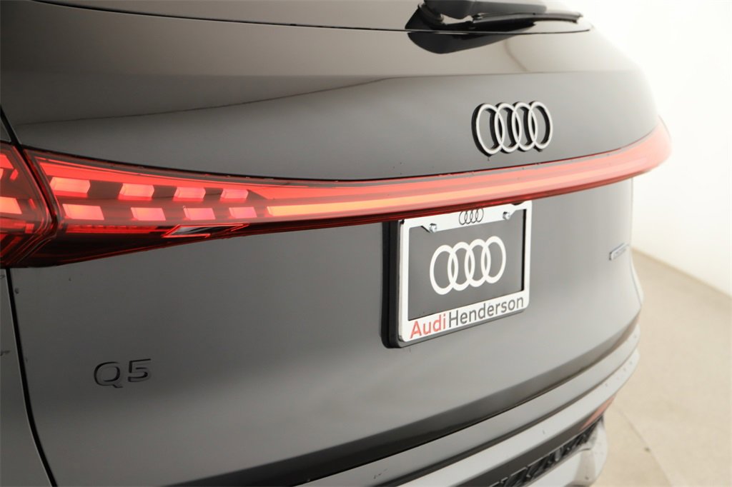 New 2025 Audi Q5 Premium Plus image 28