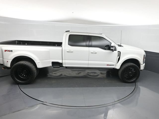 Used 2024 Ford F450 Limited w/ FX4 Off-Road Package AWD/4WD image 31
