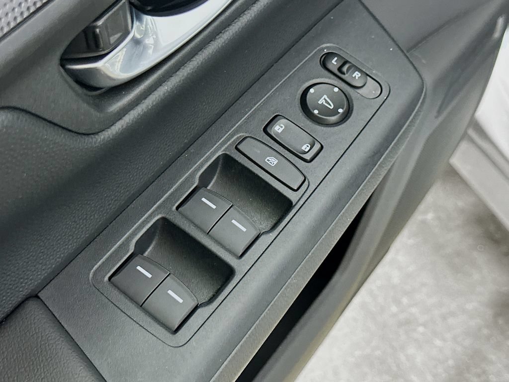 Used 2025 Honda CR-V Sport-L image 22