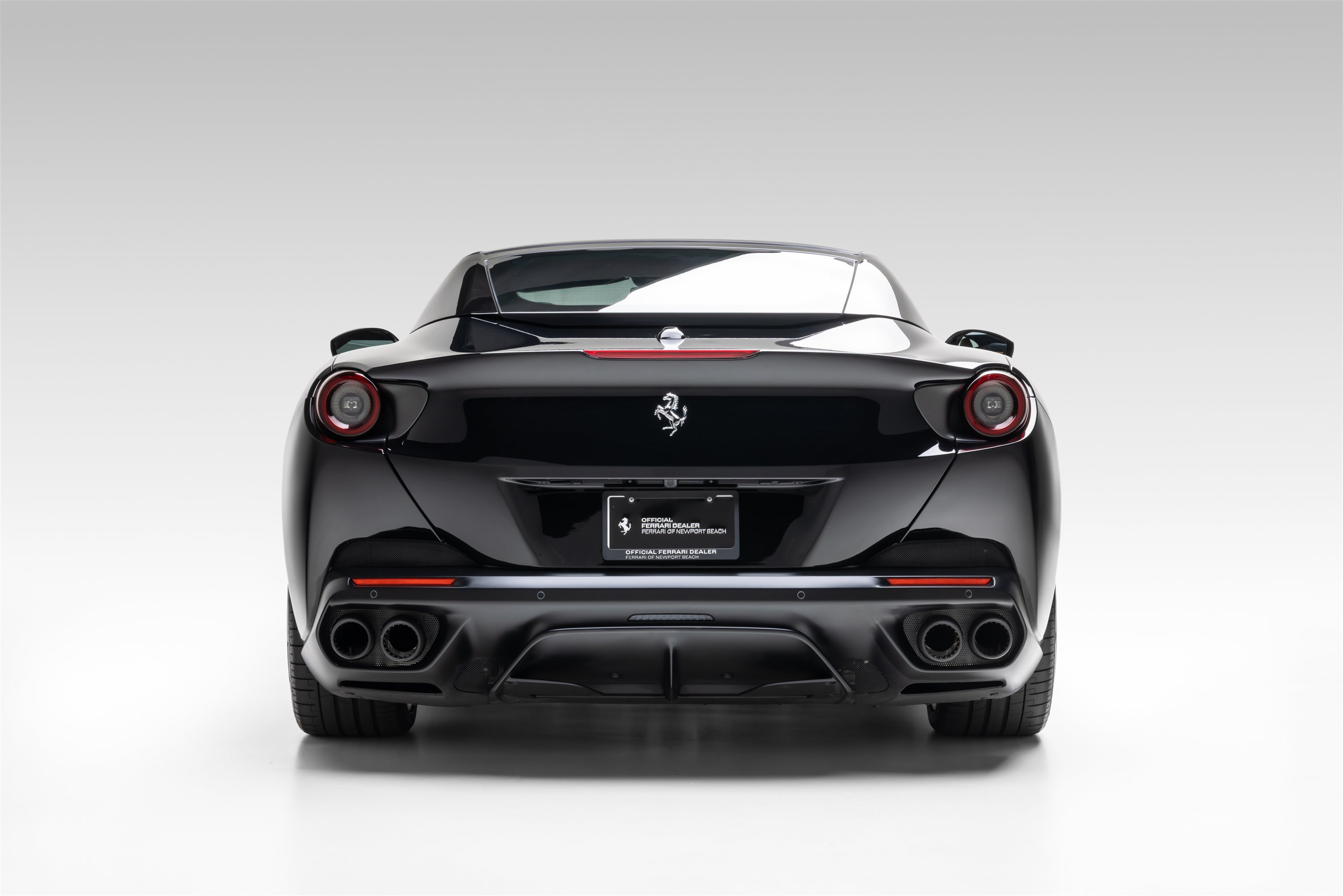 Used 2020 Ferrari Portofino RWD image 7