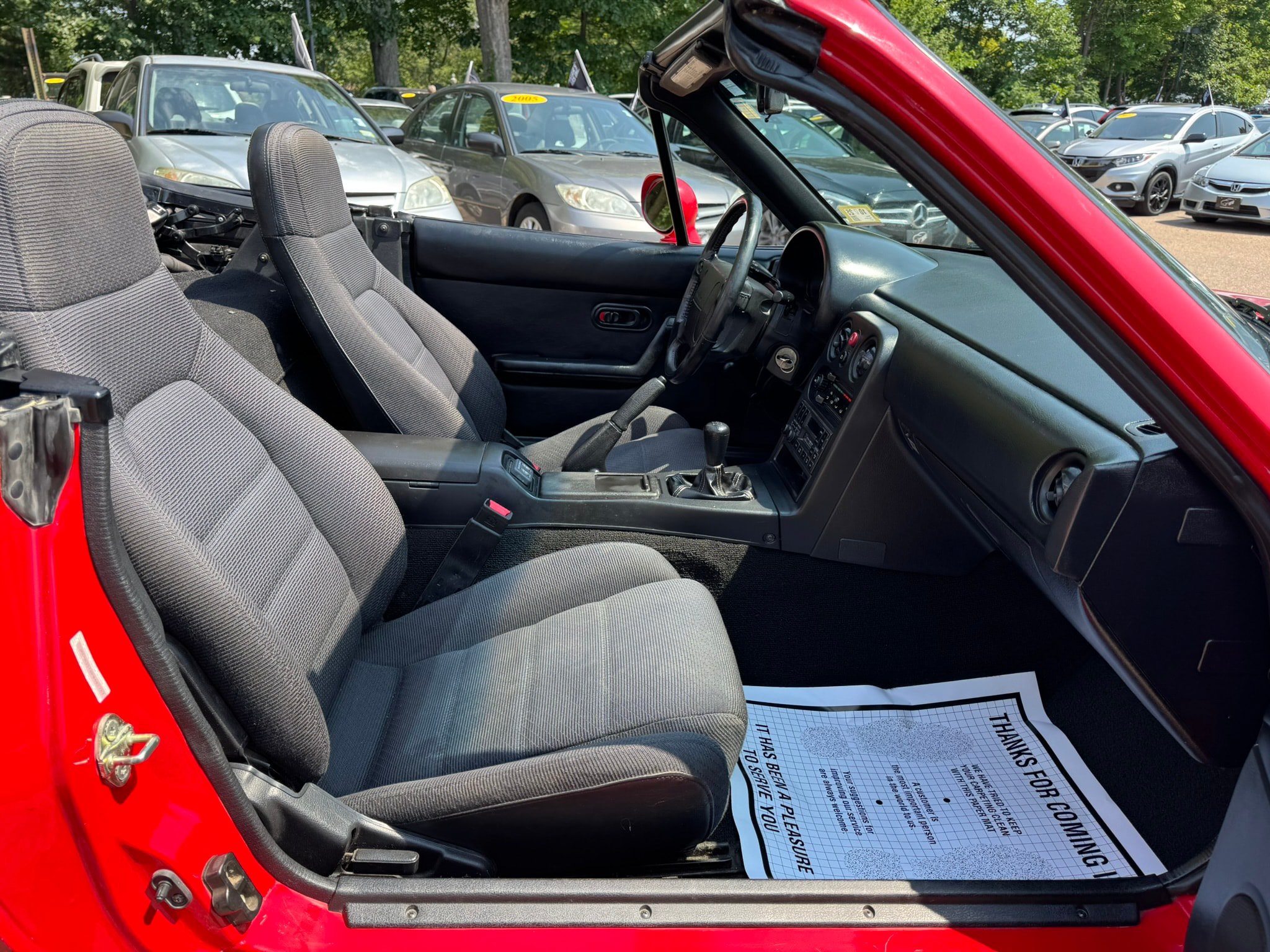 Used 1993 MAZDA MX-5 Miata RWD image 12