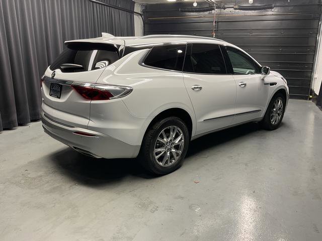 Used 2023 Buick Enclave Essence w/ Experience Buick Package image 7