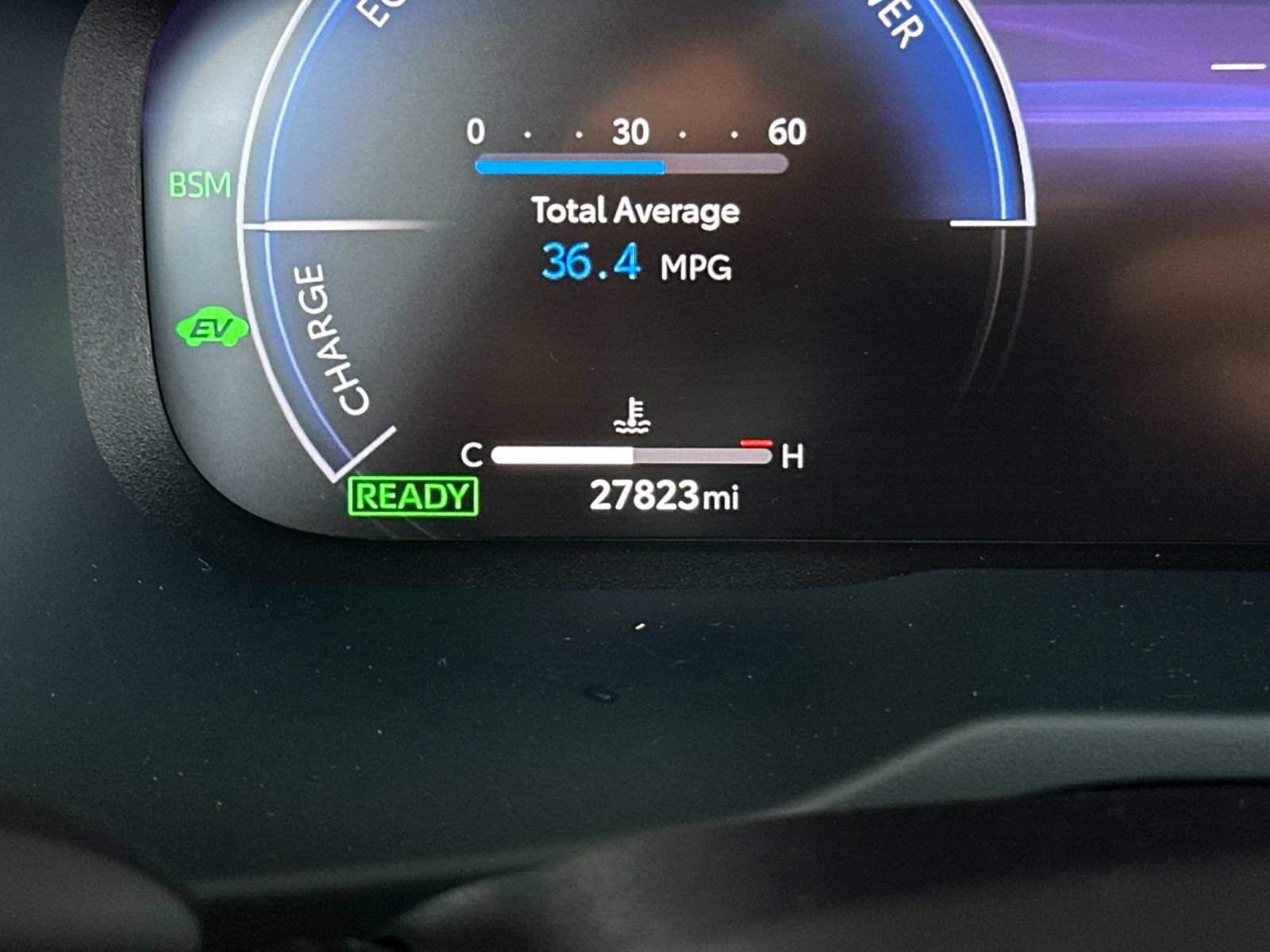 Used 2025 Toyota RAV4 XSE w/ Advanced Technology Package AWD/4WD image 26