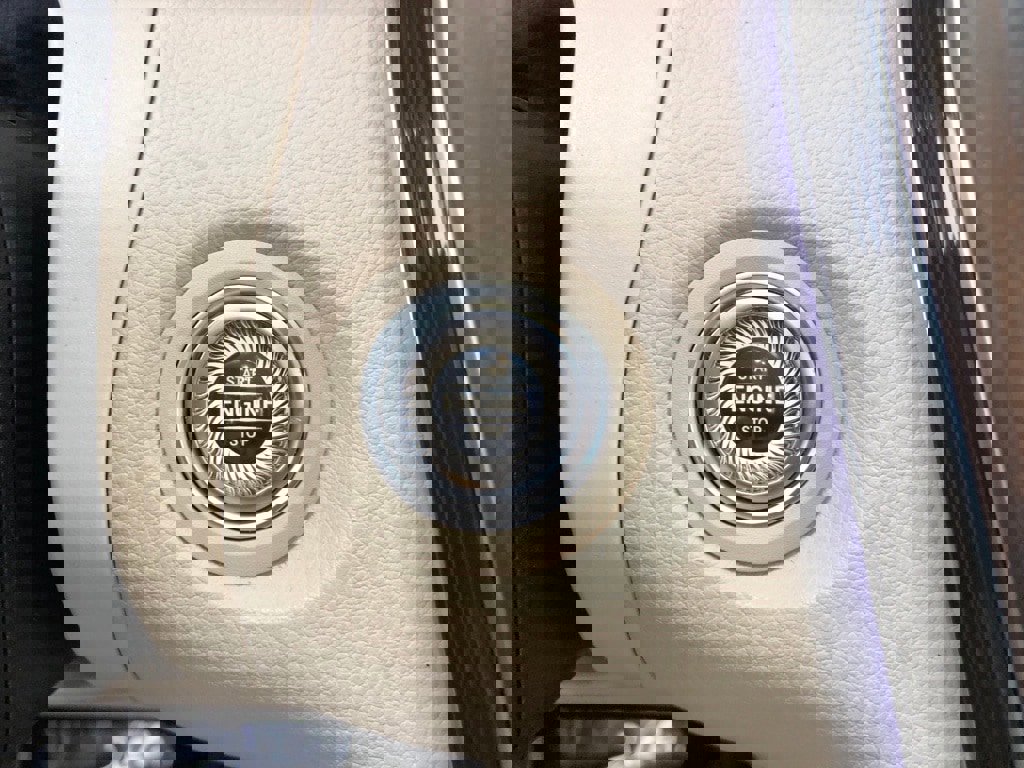 Used 2022 Mercedes-Benz GLC 300 4MATIC image 24